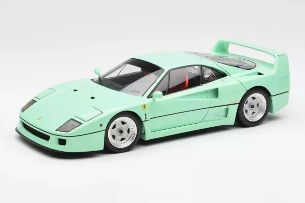 Kyosho Ferrari F40 1987 1:18 08416MG